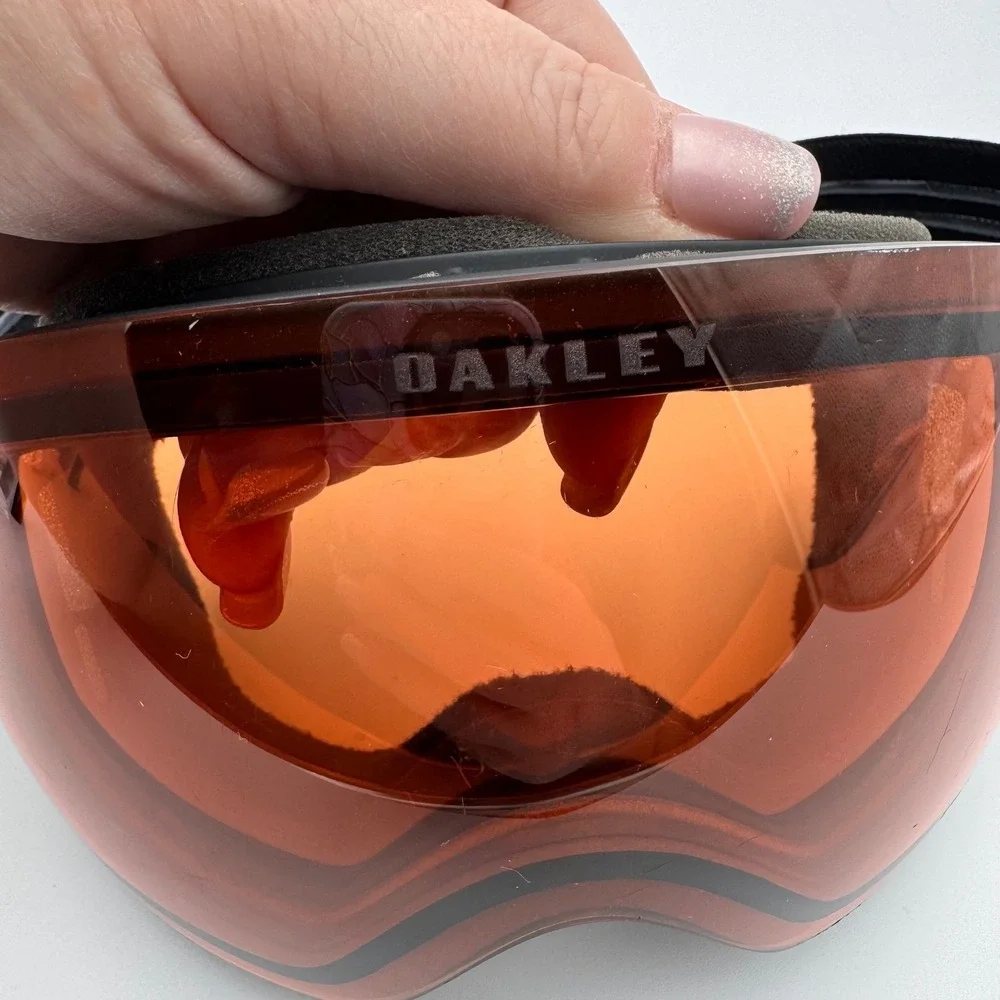 Oakley Prizm Snow Goggles Black Orange Lens Ski Snowboard Adjustable Strap